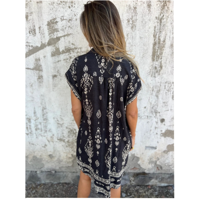 Almudena | Vestido holgado de manga corta con estampado